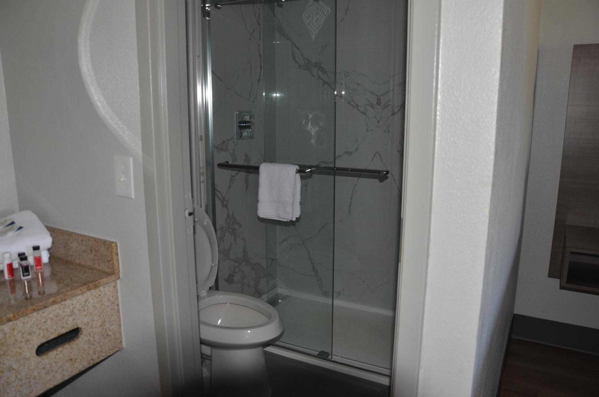 Baymont Suites Covington Extérieur photo