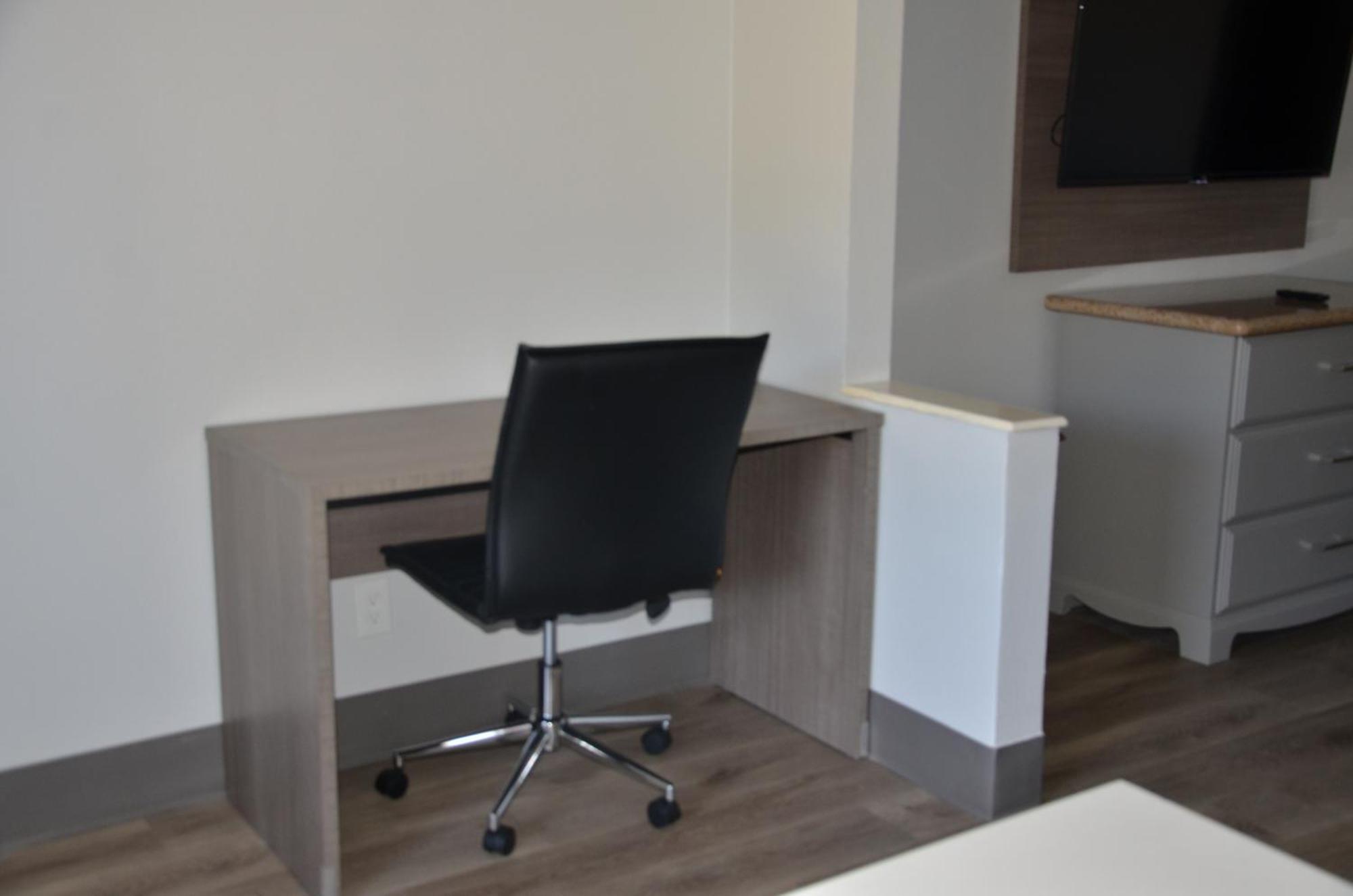 Baymont Suites Covington Extérieur photo