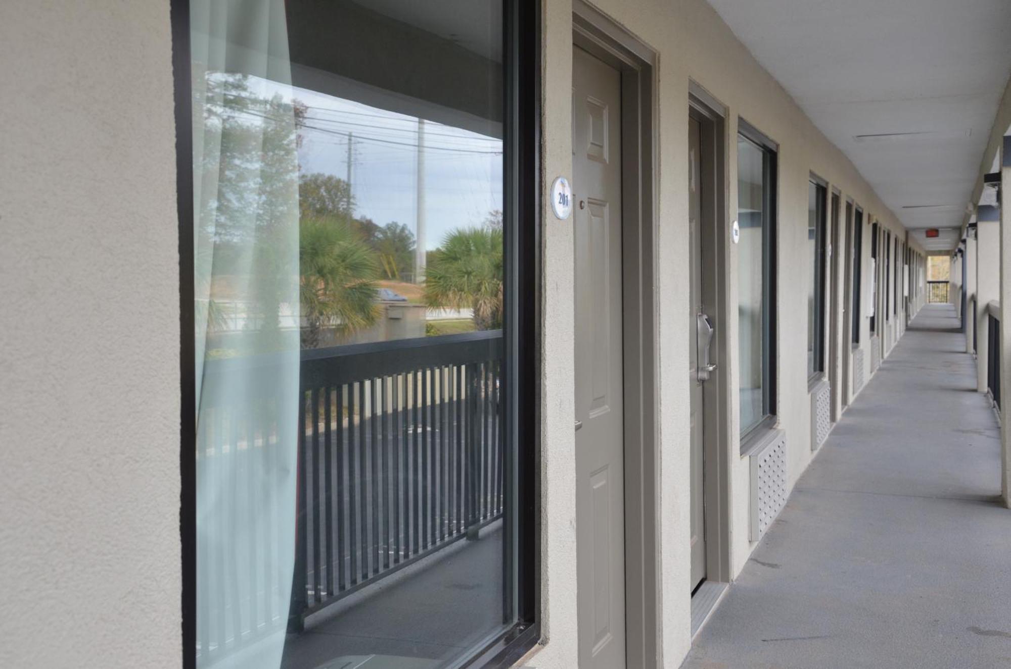 Baymont Suites Covington Extérieur photo